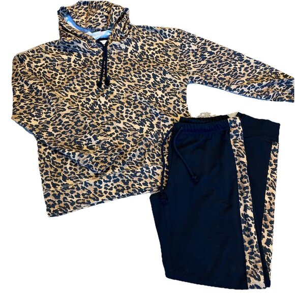 2 Piece Animal Print Loungewear Jogger and Hoodie Set Size XS Black Comfy - Picture 1 of 11